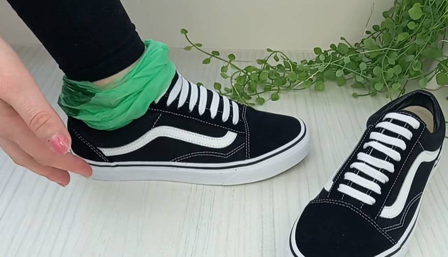 How To Wear Vans Comfortably